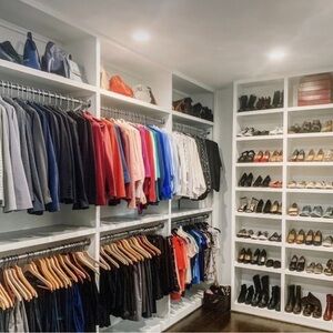 Meet your Posher, Novi!